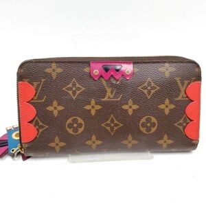Louis Vuitton Totem Monogram Zip Around Wallet